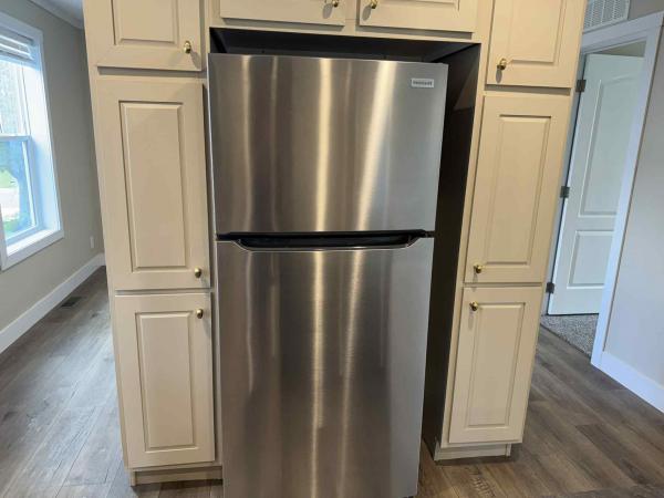 2023 Clayton - Middlebury Let it Be Mobile Home