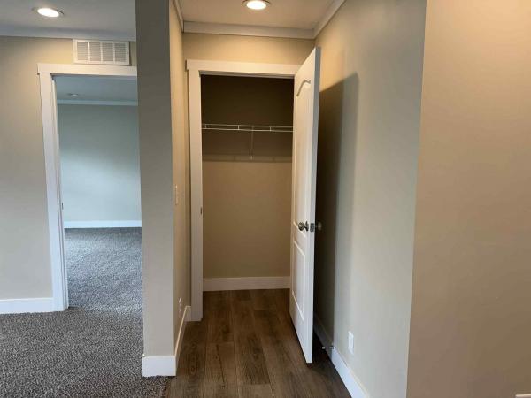 2023 Clayton - Middlebury Mobile Home