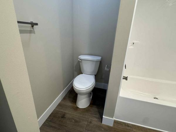 2023 Clayton - Middlebury Let it Be Mobile Home