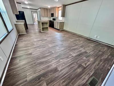 Mobile Home at 4321 Hickory Trail East Lot 83 Indianapolis, IN 46203