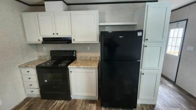 Photo 4 of 18 of home located at 6539 Townsend Rd, #82 Jacksonville, FL 32244