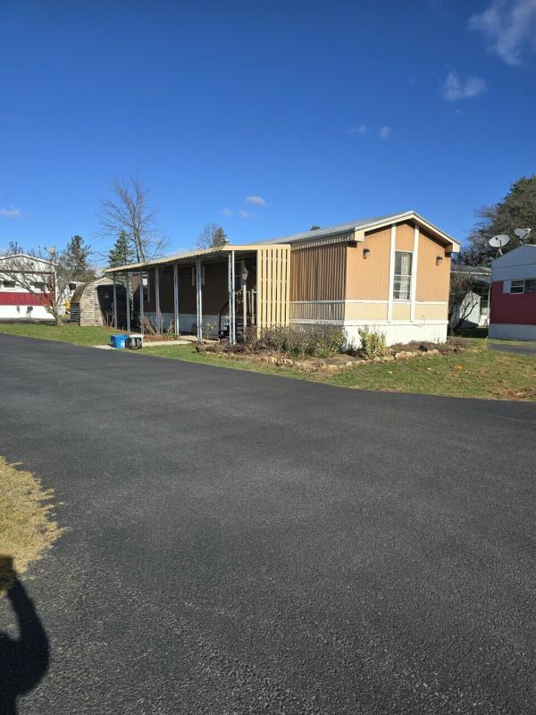 1991 Commodore  Home