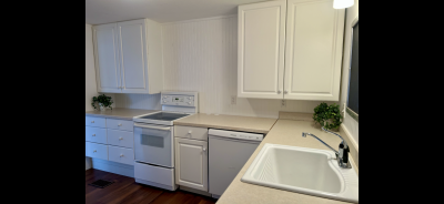 Photo 4 of 12 of home located at 15406 Lakeshore Villa Place, #107 Tampa, Fl, Usa Tampa, FL 33613
