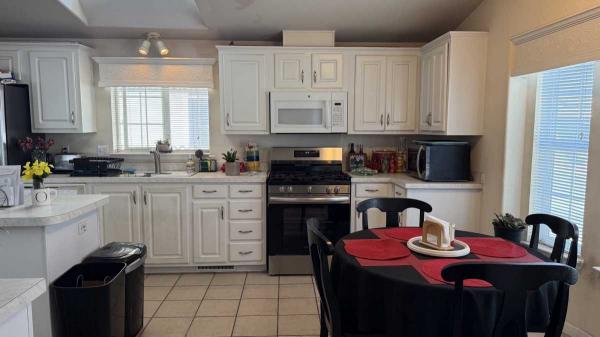 2000 Karsten Villa Manufactured Home