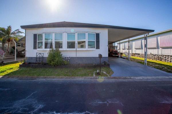 Photo 1 of 2 of home located at 2001 83rd Ave N Lot 1165 Saint Petersburg, FL 33702