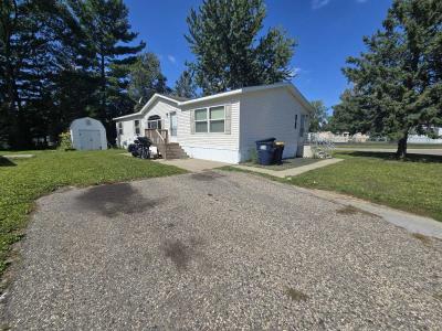 Photo 2 of 16 of home located at 901 Hamlet Cir. Lakeville, MN 55044