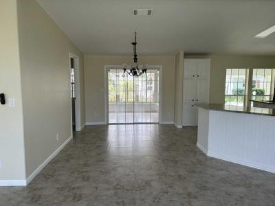 Photo 4 of 12 of home located at 578 Black Bear Road Naples, FL 34113