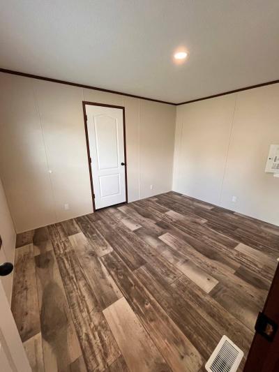 Photo 2 of 10 of home located at 317 E.25th Ave Sault Sainte Marie, MI 49783