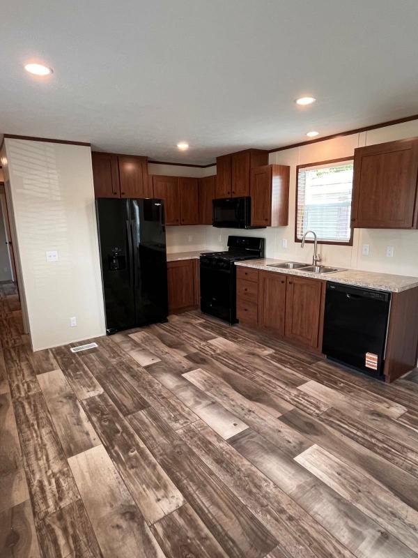 2024 Mobile Home