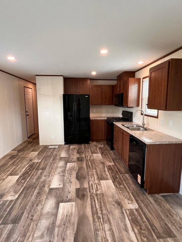 2024 Mobile Home