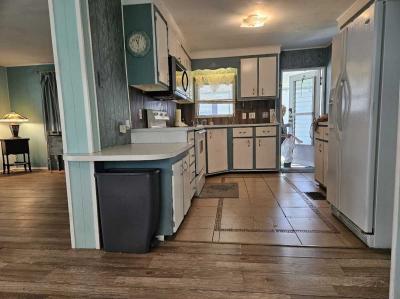 Photo 5 of 24 of home located at 9925 Ulmerton Rd., #249 Largo, FL 33771