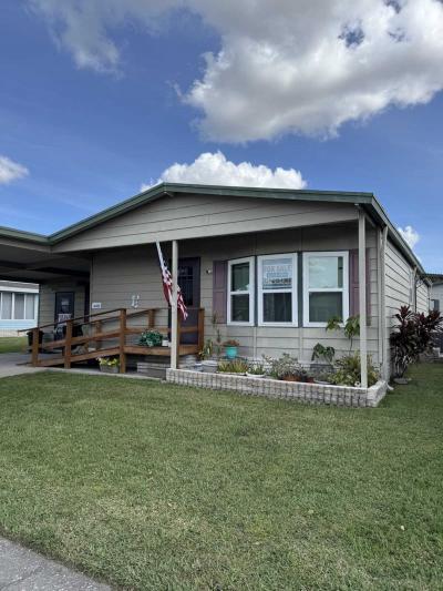 Mobile Home at 448 Country Oaks Plant City, FL 33566