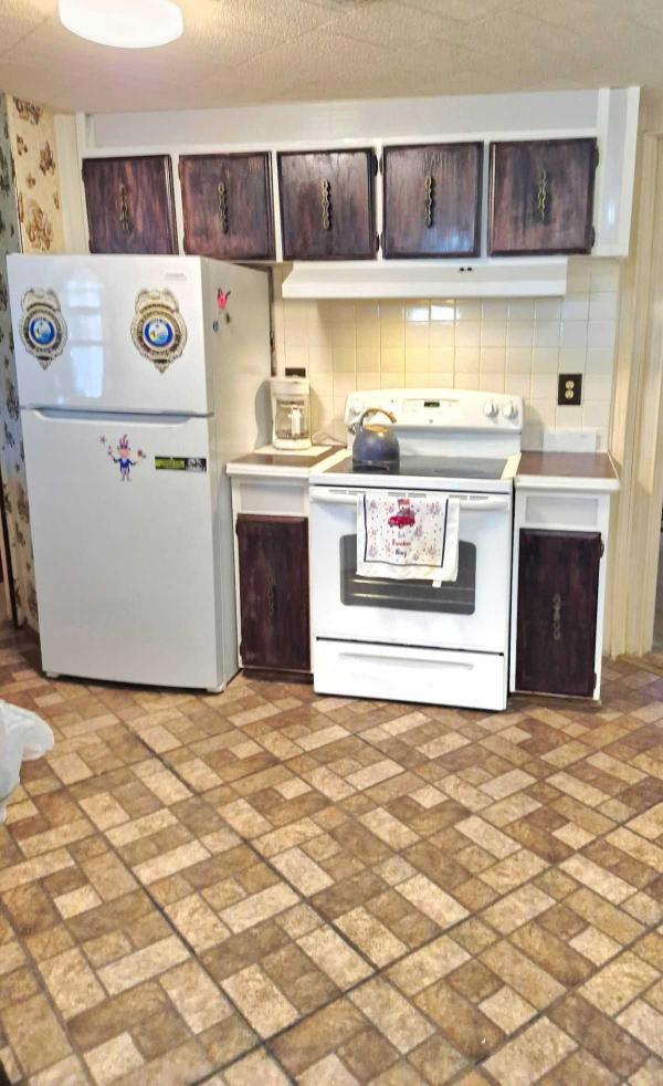 1980 Barrington Mobile Home