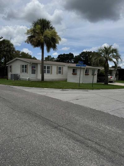 Mobile Home at 593 Country Meadows Blvd Plant City, FL 33566