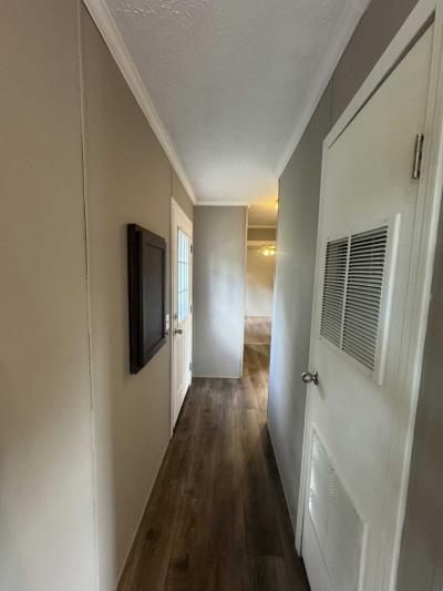 Photo 3 of 15 of home located at 534 E 37th Ave #11 Hobart, IN 46342