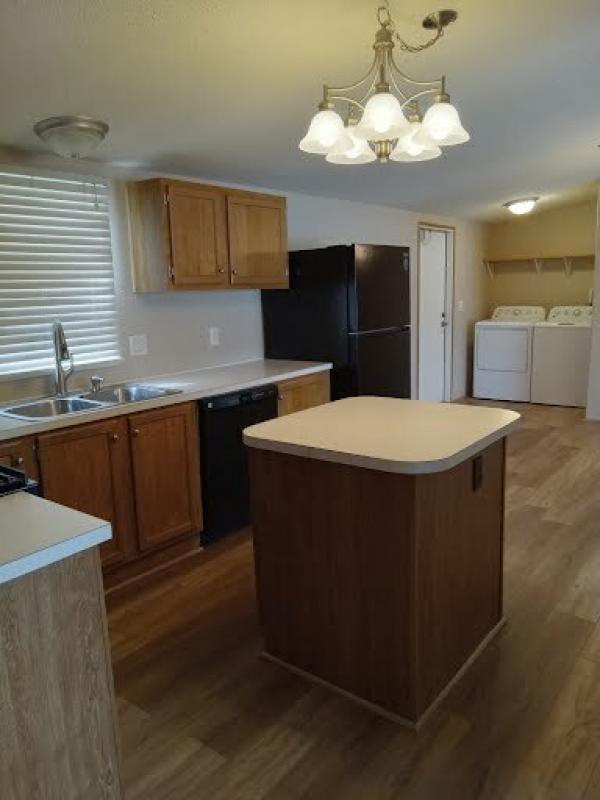 2004 Clayton Homes Mobile Home