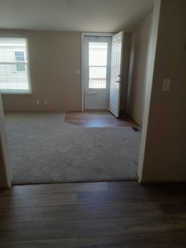 2004 Clayton Homes Mobile Home