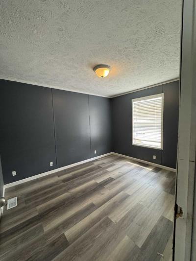 Photo 2 of 15 of home located at 534 E 37th Ave #194 Hobart, IN 46342