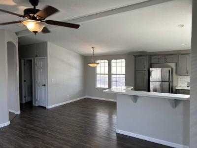 Photo 4 of 18 of home located at 6817 W Taylor St Lot 203 Phoenix, AZ 85043