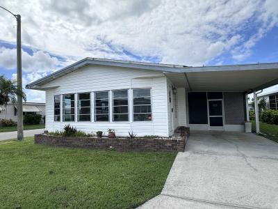 Photo 3 of 44 of home located at 512 Avanti Way North Fort Myers, FL 33917