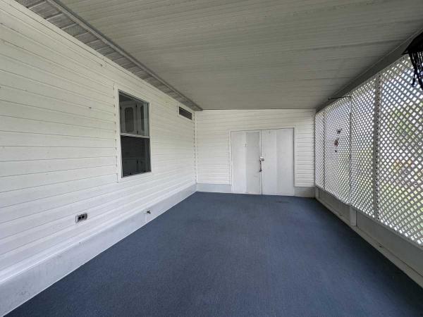1984 Palm Mobile Home