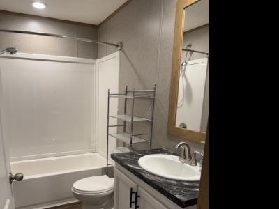 Photo 5 of 8 of home located at 3710 Old Tampa Hwy #27 Lakeland, FL 33811