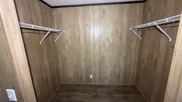 2022 MIYO 35MYO16763AH22 Manufactured Home