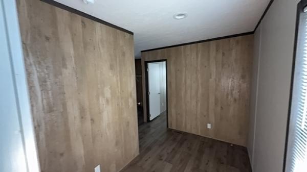 2022 MIYO 35MYO16763AH22 Manufactured Home