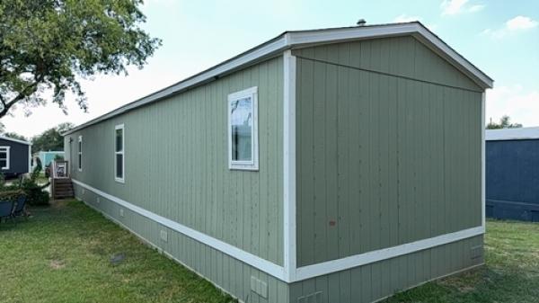 2022 MIYO 35MYO16763AH22 Manufactured Home