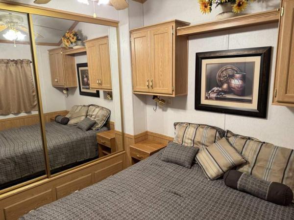 1995 Cavco Manufactured Home