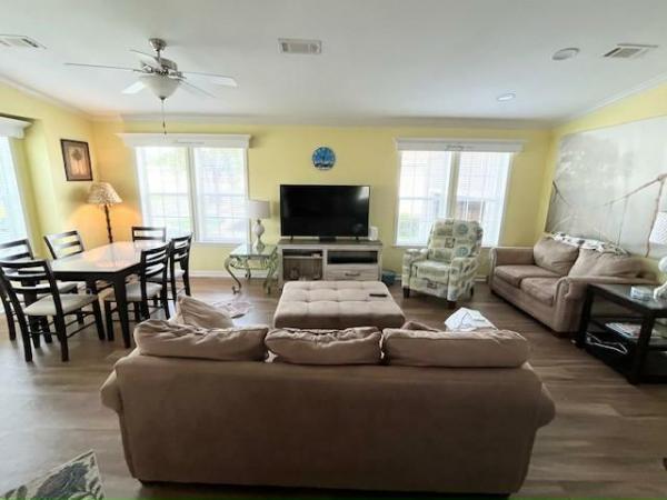 2017 SKYL Manufactured Home
