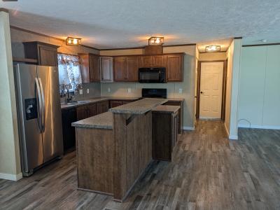 Photo 3 of 12 of home located at 389 N Van Buren Cir Davison, MI 48423