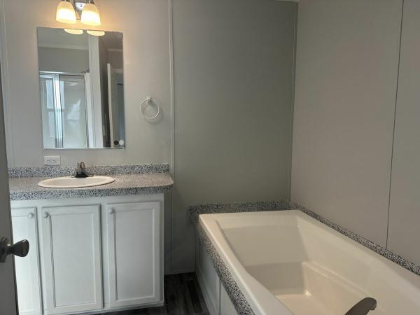 2014 Southern Energy Homes Yes Mobile Home