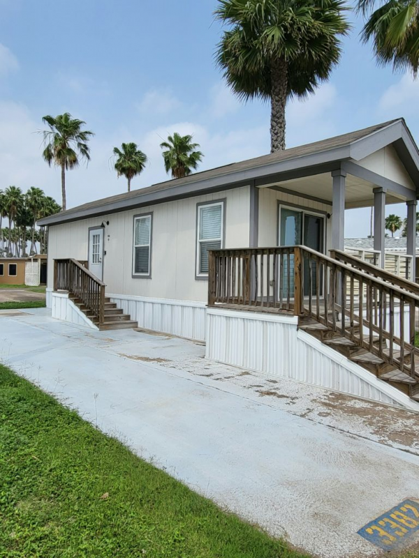 Photo 1 of 2 of home located at 602 N. Victoria Road Rv3382 Donna, TX 78537