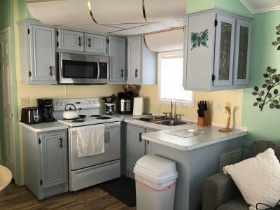 Photo 5 of 12 of home located at 37811 Chancey Rd. Zephyrhills, FL 33541