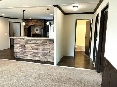 Photo 5 of 17 of home located at 51 Glarus Lane Lynwood, IL 60411