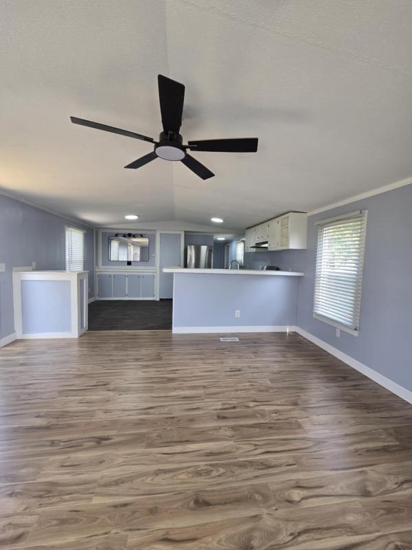 Photo 1 of 2 of home located at 9429 SE 29th St Lot #75 Midwest City, OK 73130