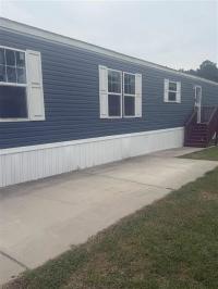 2022 Clayton Homes Inc Community Series Mobile Home