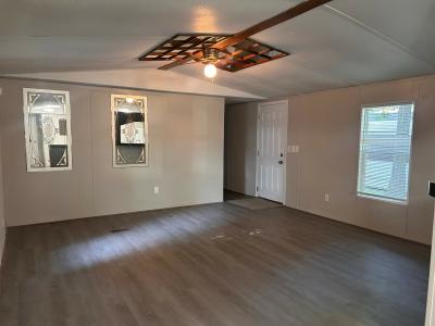 Photo 2 of 10 of home located at 1237 N Us Highway 27 #69 Portland, IN 47371