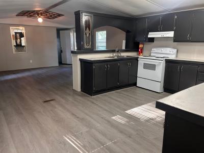 Photo 4 of 10 of home located at 1237 N Us Highway 27 #69 Portland, IN 47371