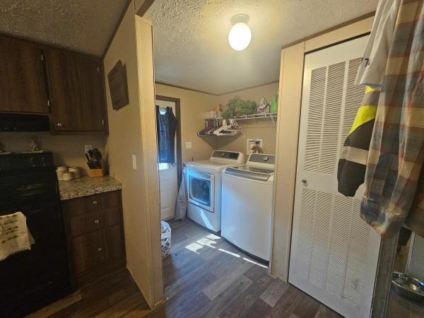 2022 CMH MANUFACTURING INC 98TRU28483RH23 Mobile Home
