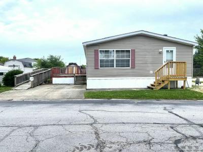 Photo 2 of 27 of home located at 419 Geneva Drive Lynwood, IL 60411