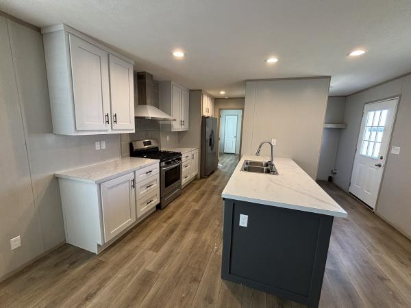 2023 45CEJ16562AH23  Home