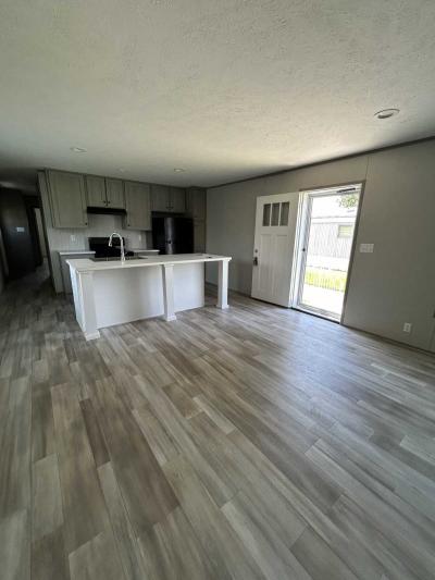 Mobile Home at 6060 S. 800 East Lot 31 La Fontaine, IN 46940