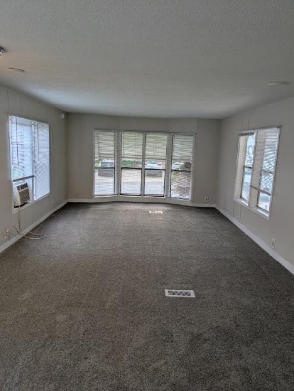 1984 Rochester Manufactured Home