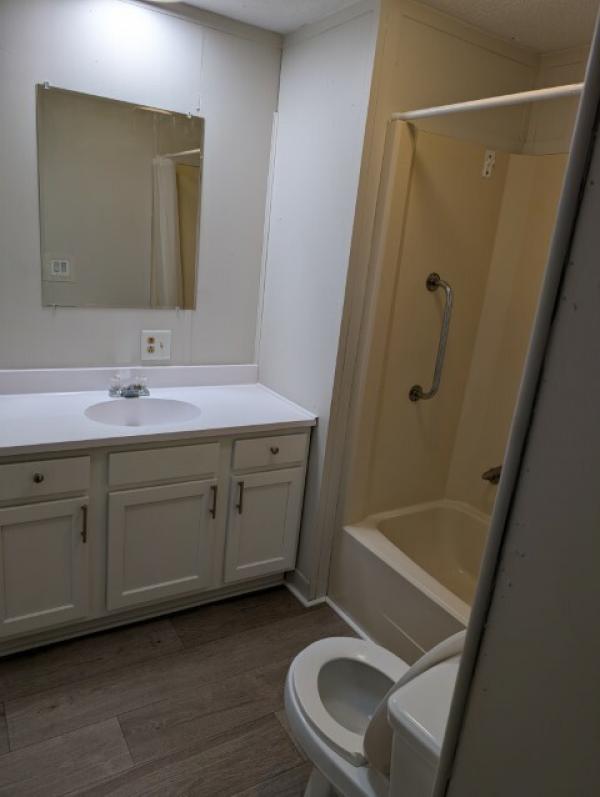 1984 Rochester Manufactured Home