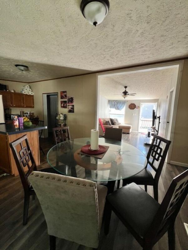 2001 Redman Manufactured Home