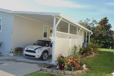Photo 5 of 16 of home located at 775 Jacaranda Circle Venice, FL 34285