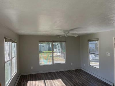 Mobile Home at 11940 N Us Hwy 301 Lot #36 Thonotosassa, FL 33592