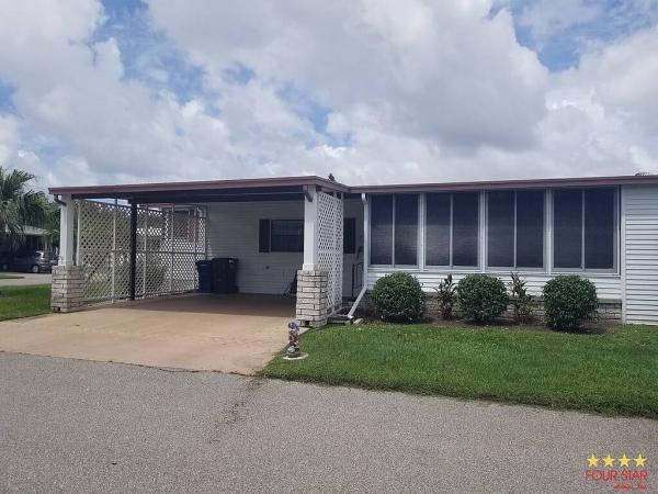 Photo 1 of 2 of home located at 4759 14th St. East Bradenton, FL 34203